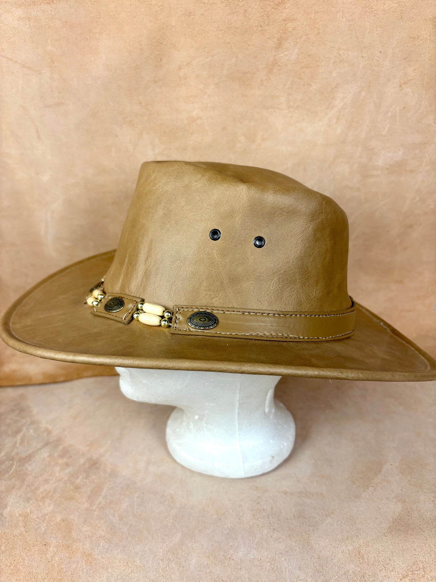 Desert Crown Leather Hat – Nomad Edition