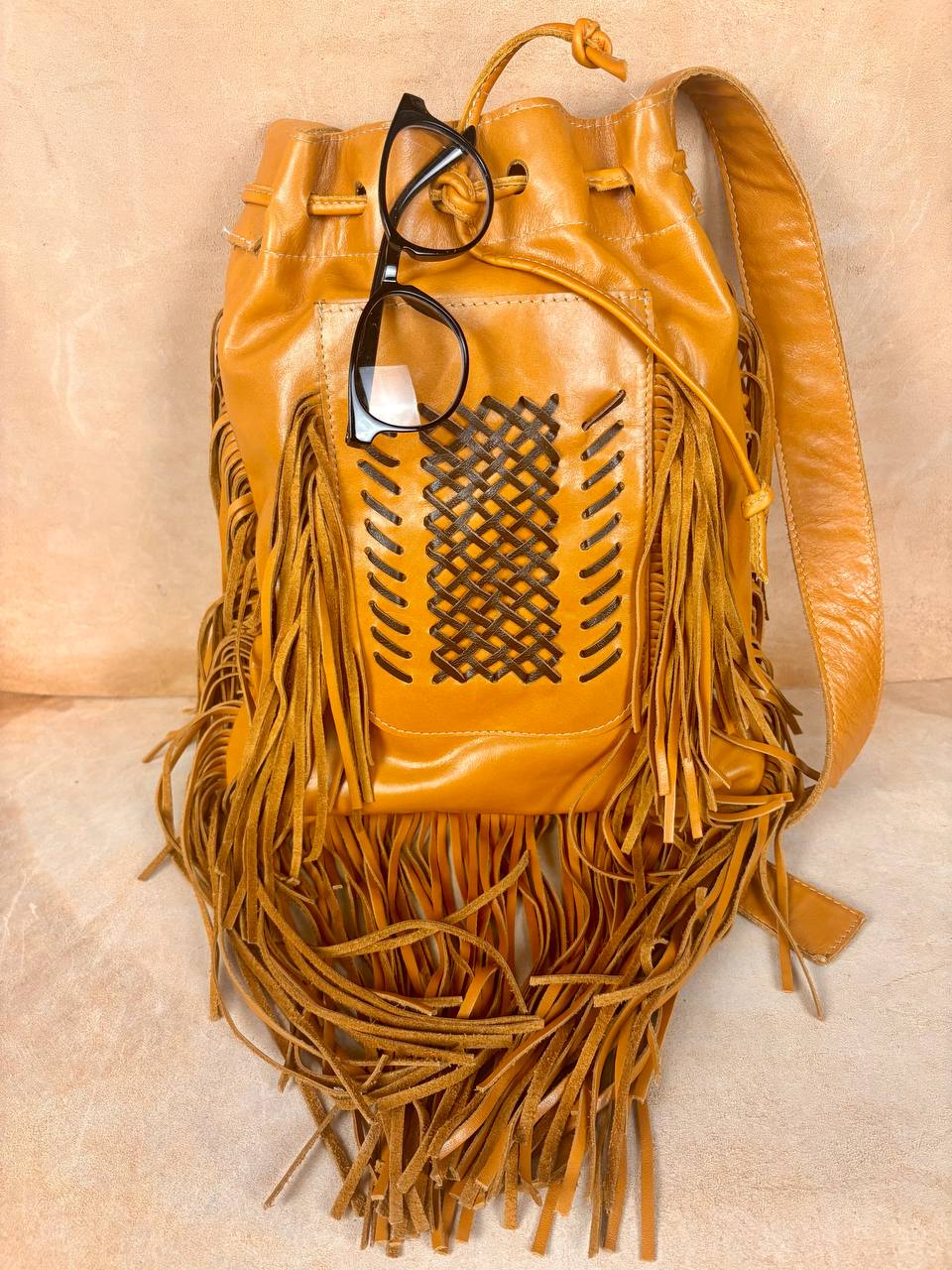 Darya leather bucket bag woven detail